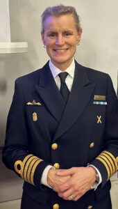 - Varje dag träffar vi ryssen, som blir alltmer provokativ i sitt uppträdande, betonade kommendör Paula Wallenburg, när hon gästade Kristianstad.
